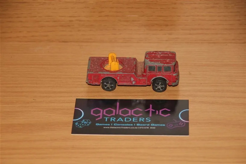 1964 - 1997 corgi juniors whizzwheels simon snorke. 1964 - 1997 Corgi Juniors Whizzwheels Simon Snorkel Fire Engine Vintage Toy Car